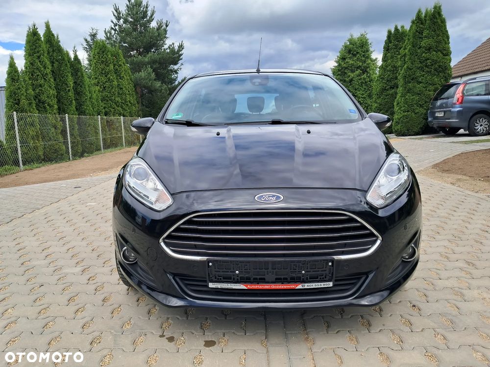 Ford Fiesta 1.6 TDCi DPF Titanium - 11