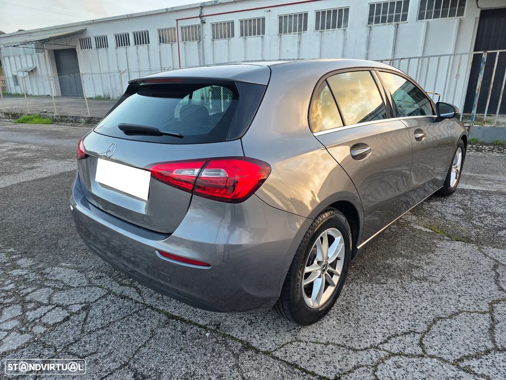 Mercedes-Benz A 180 d Style Plus - 3