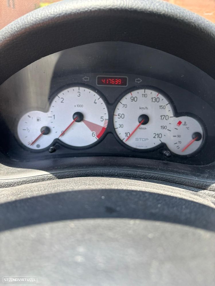Peugeot 206 SW 1.4 HDi - 8