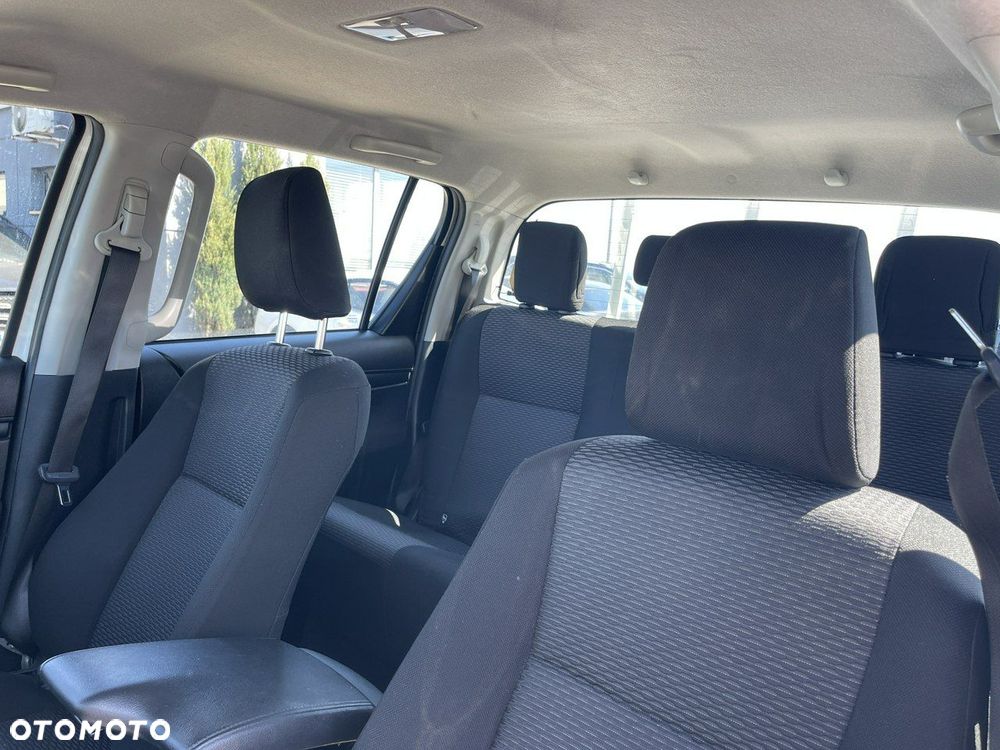 Toyota Hilux 4x4 Double Cab Duty - 12