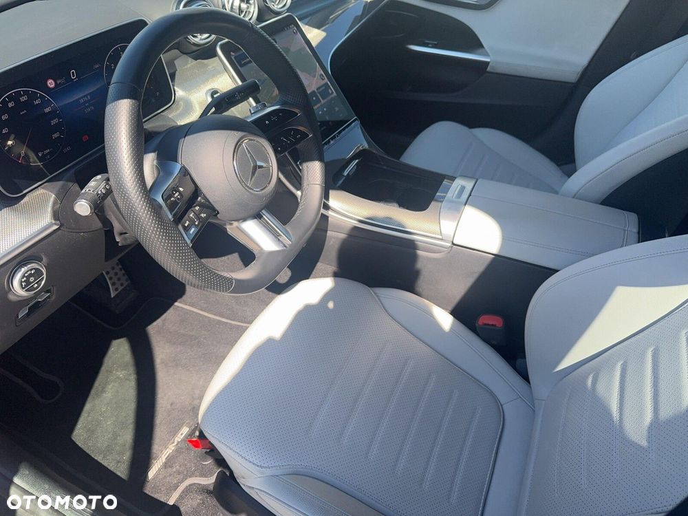 Mercedes-Benz Klasa C 220 d mHEV 4-Matic AMG - 11