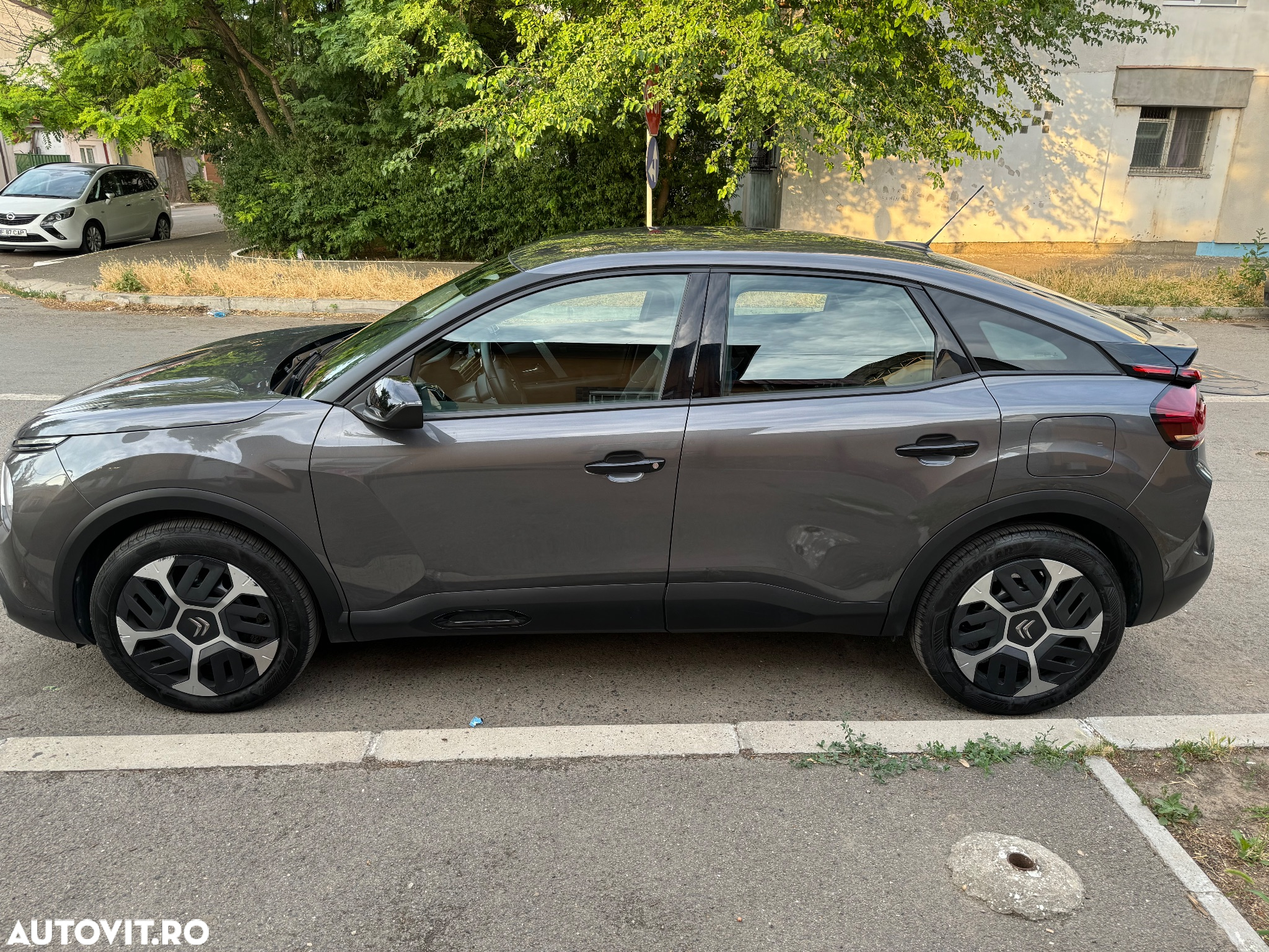 Citroën C4 1.2 PureTech 100 S&S BVM6 Feel - 4
