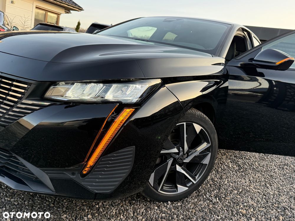 Peugeot 308 PureTech 130 EAT8 Allure - 31