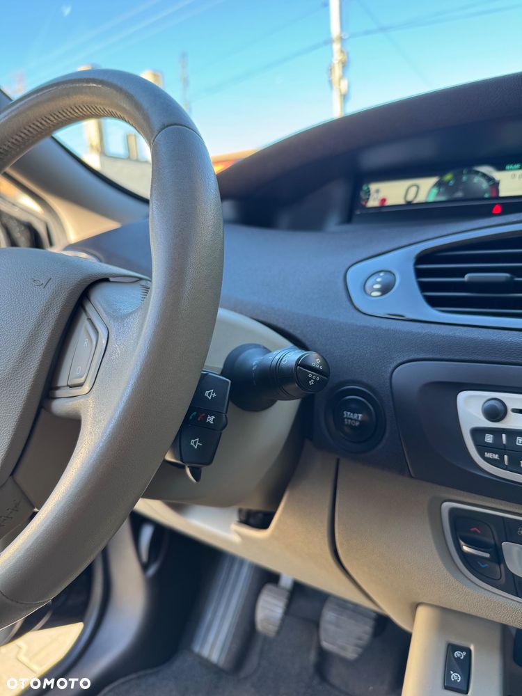 Renault Grand Scenic dCi 130 FAP Luxe - 28