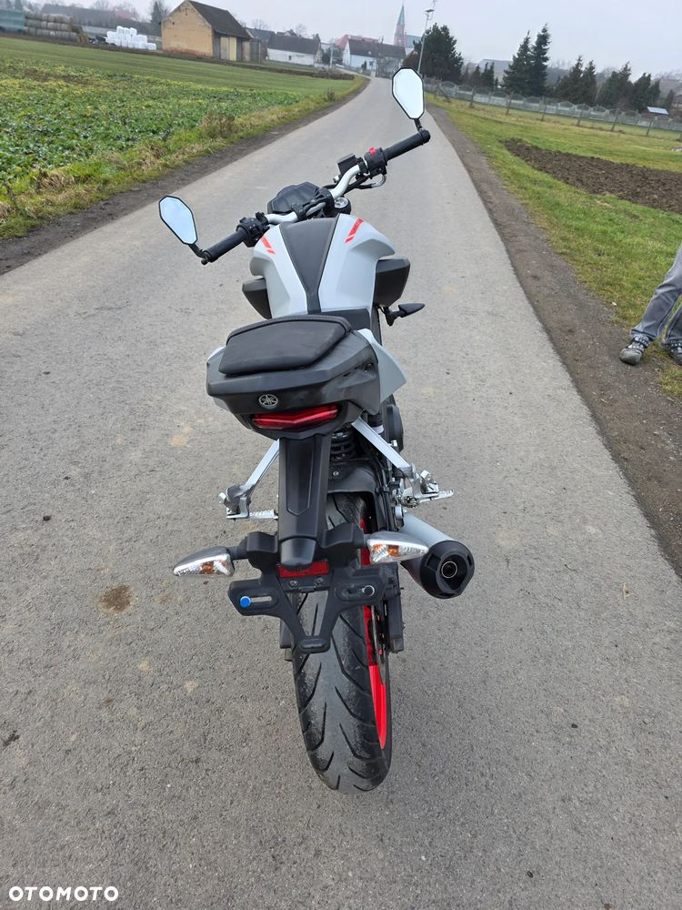 Yamaha MT - 5