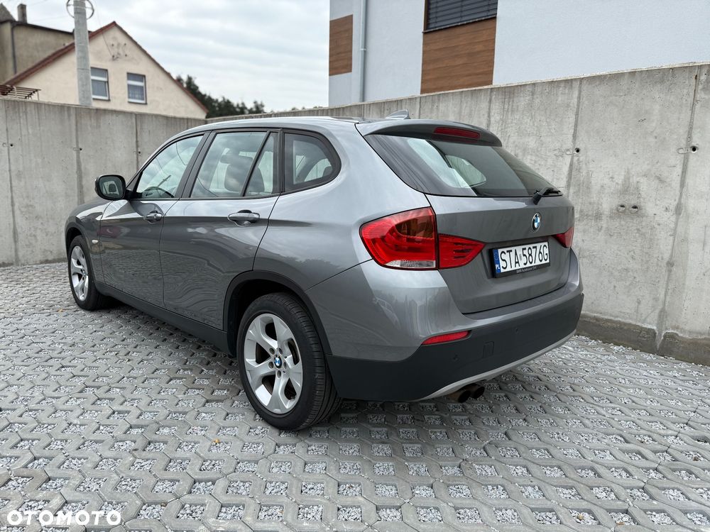 BMW X1 xDrive20i - 11