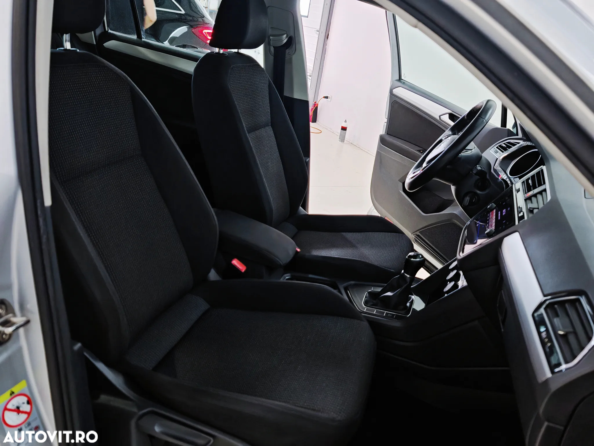 Volkswagen Tiguan - 22