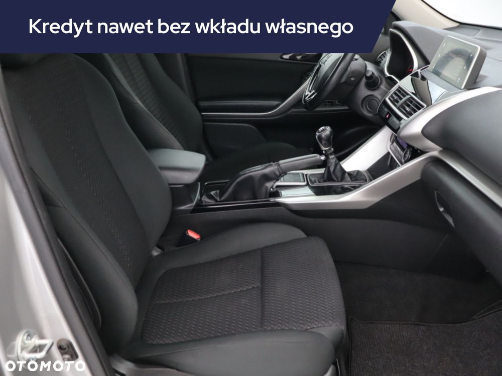 Mitsubishi Eclipse Cross - 11