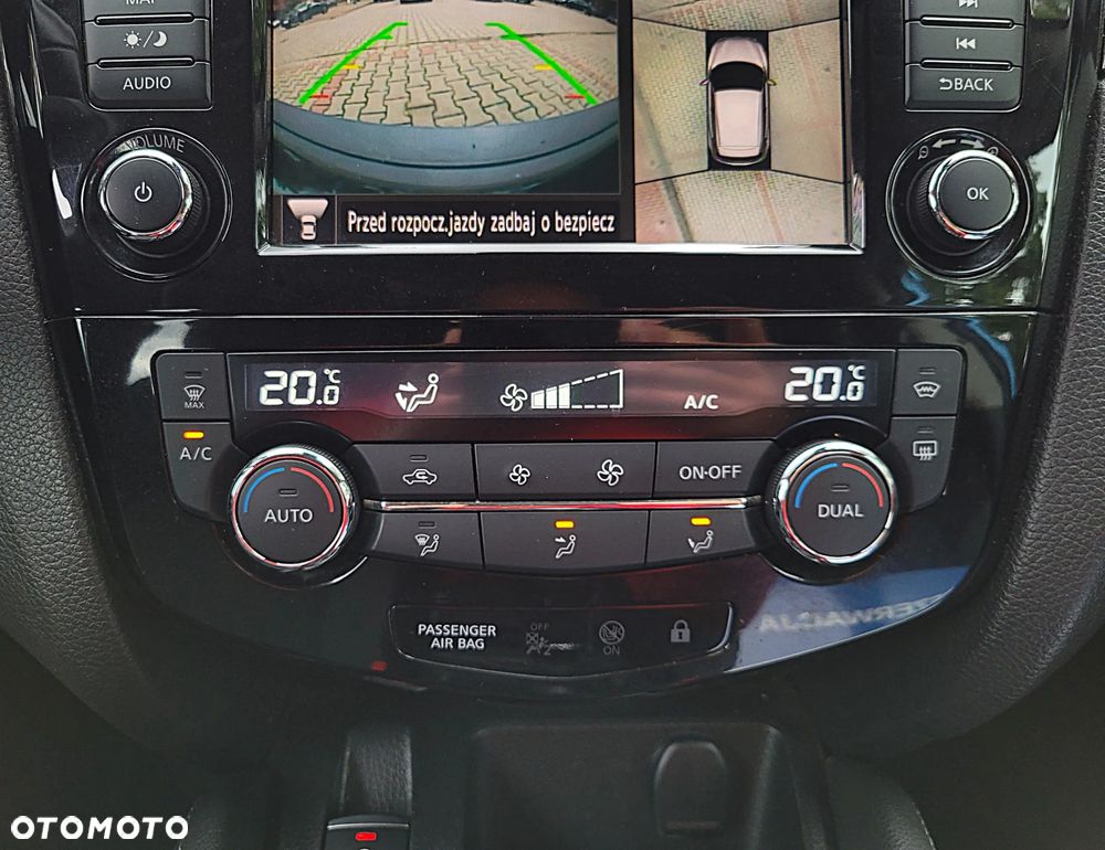 Nissan Qashqai 1.3 DIG-T N-Connecta - 17