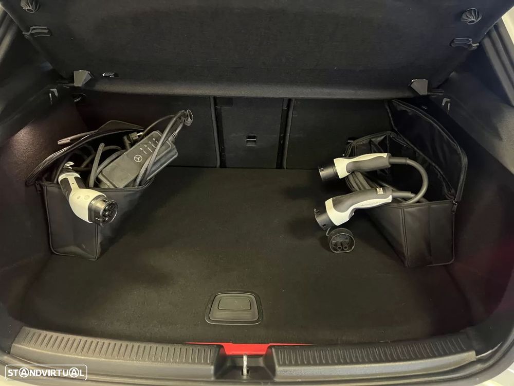 Mercedes-Benz A 250 e 8G-DCT AMG Line - 50