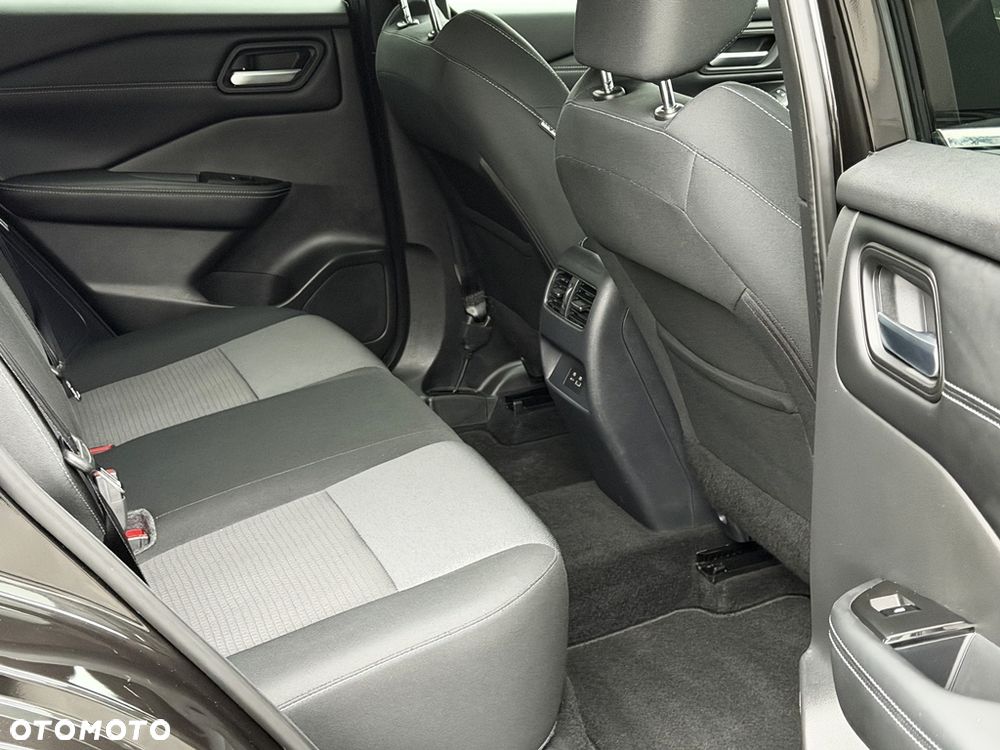 Nissan Qashqai 1.3 DIG-T MHEV Xtronic N-Design - 39