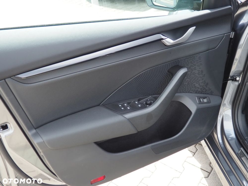 Skoda Octavia 1.5 TSI mHEV Drive Selection DSG - 4