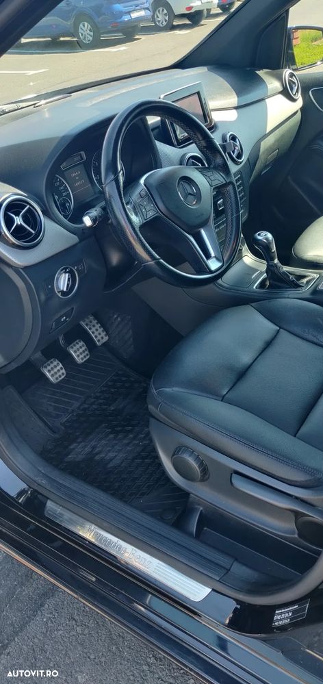 Mercedes-Benz B 180 - 5