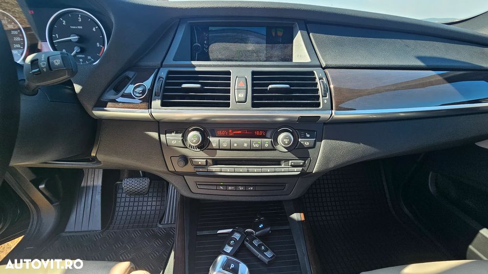 BMW X5 xDrive30d - 10