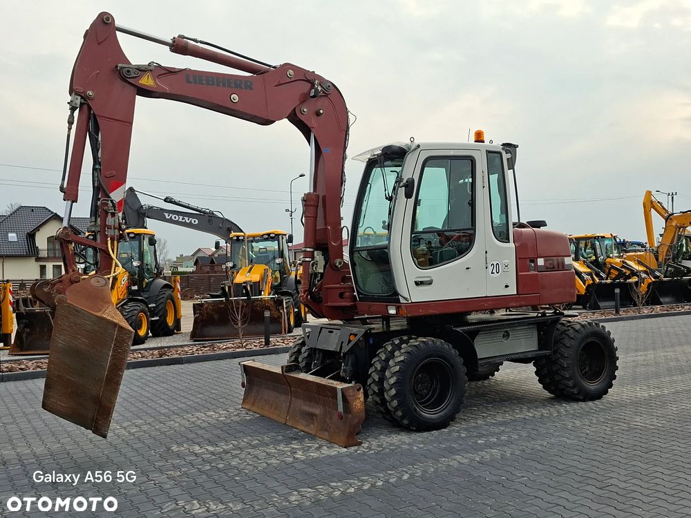 Liebherr A311 - 5