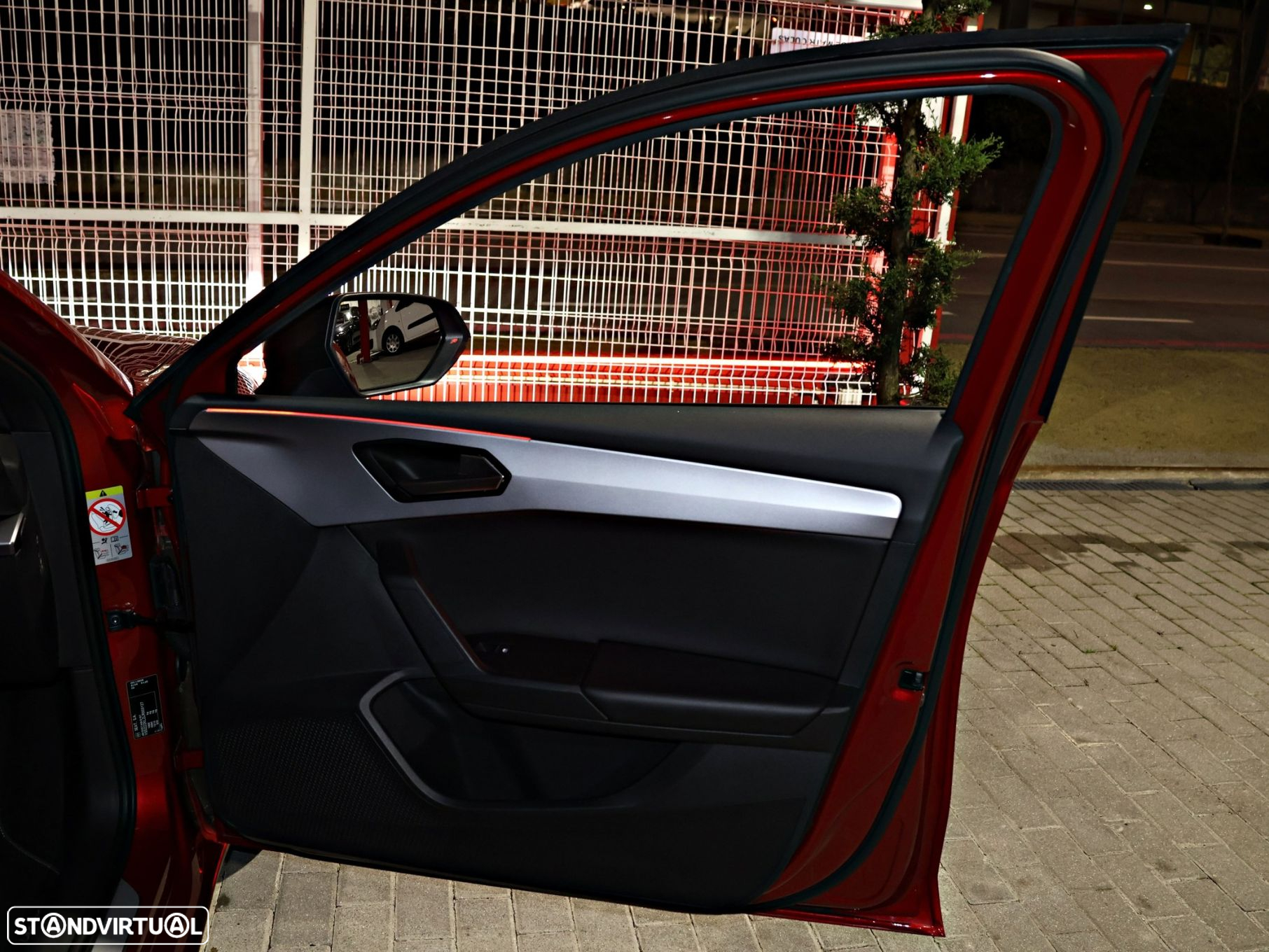 SEAT Leon 1.5 eTSI FR DSG - 43
