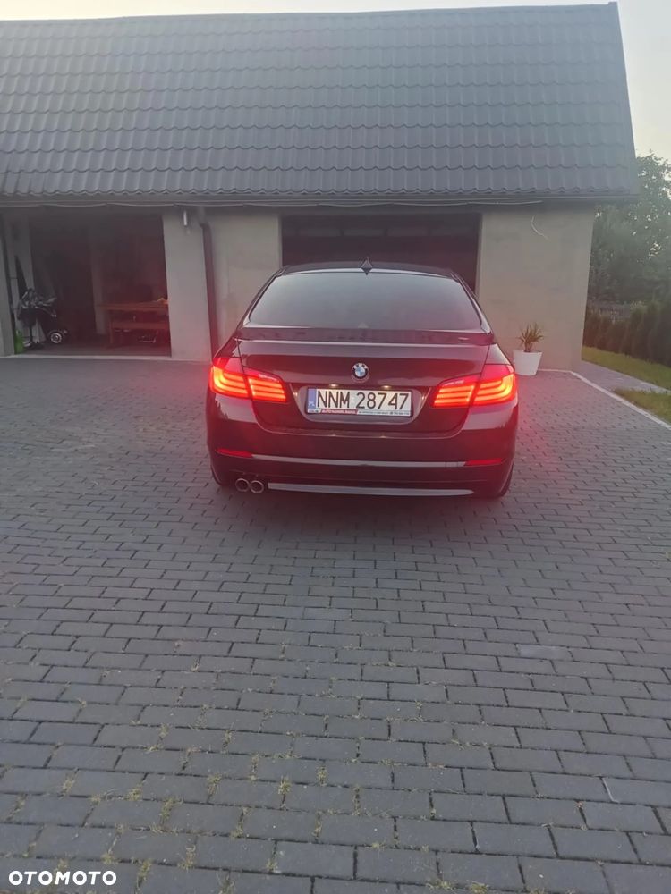 BMW Seria 5 520d xDrive Luxury Line - 3