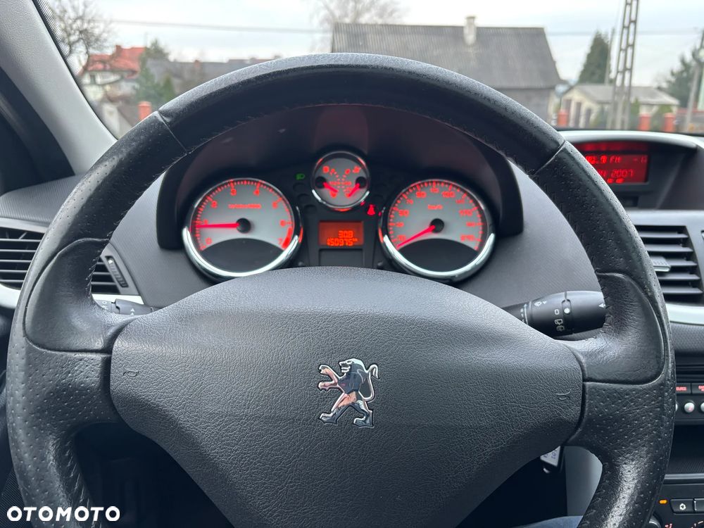 Peugeot 207 120 VTi Premium - 10