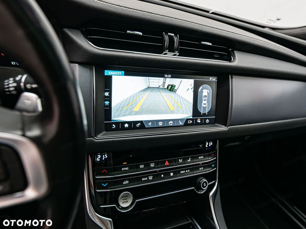 Jaguar XF 2.0 i4D AWD R-Sport - 22