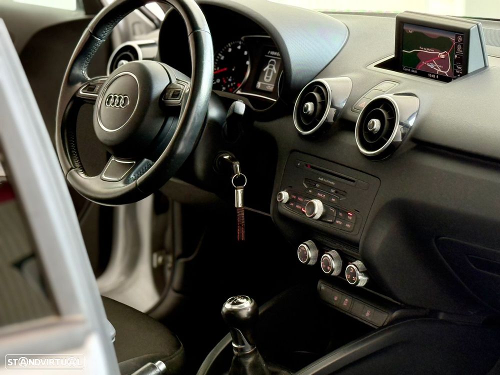 Audi A1 1.2 TFSI S-line - 21