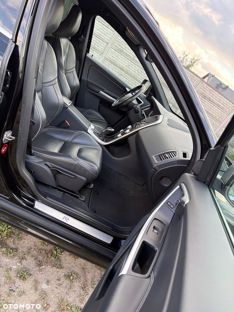 Volvo XC 60 D4 Drive-E R-Design Momentum - 23