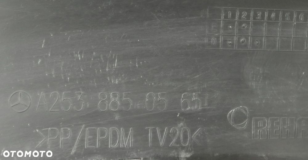 MERCEDES GLC X253 W253 A253 2015 - zderzak spoiler ramka kraka ORYGINAŁ OE - 8