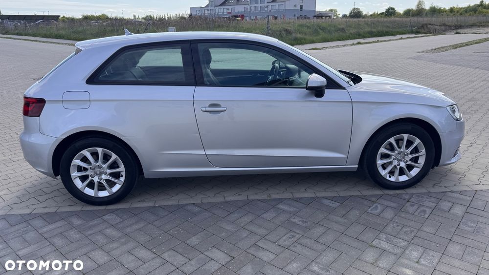 Audi A3 3-drzwiowe 1.4 TFSI Attraction - 8