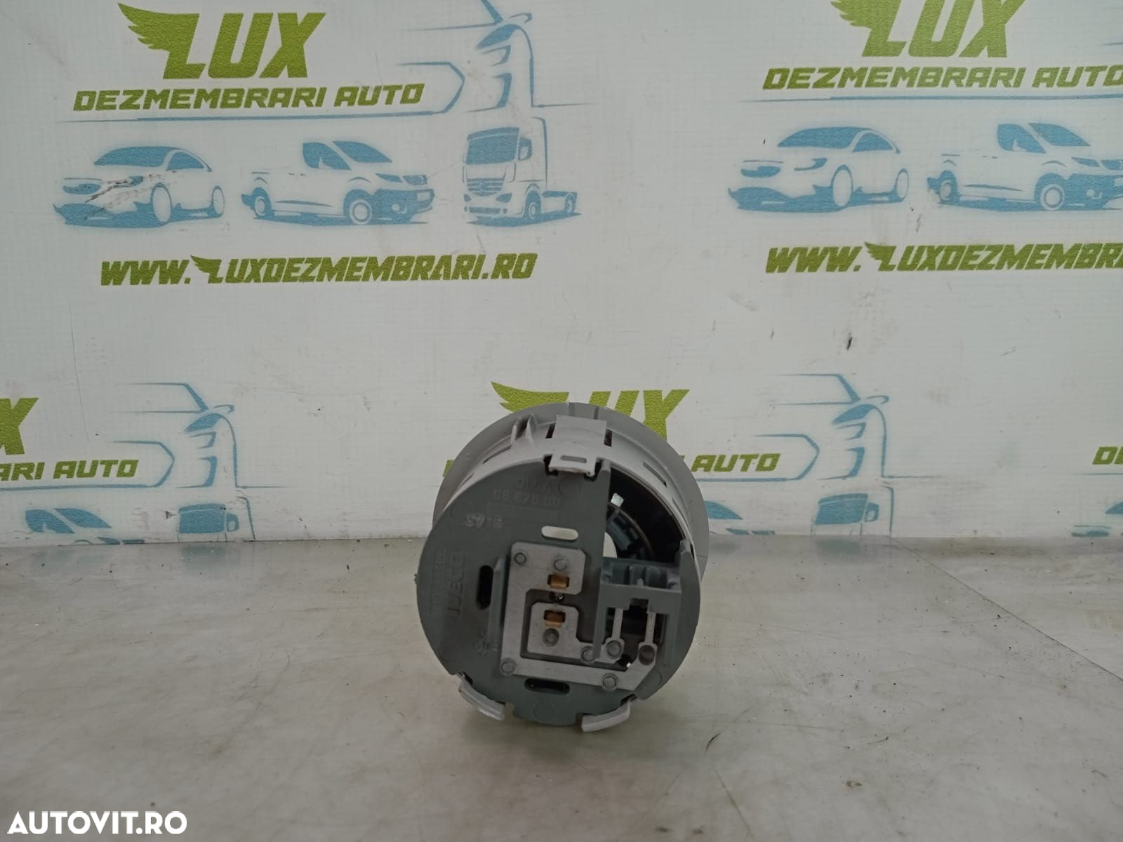 Lampa plafon 5801390385 IVECO Stralis generatia [2014 - 2019] 460 cp - 2