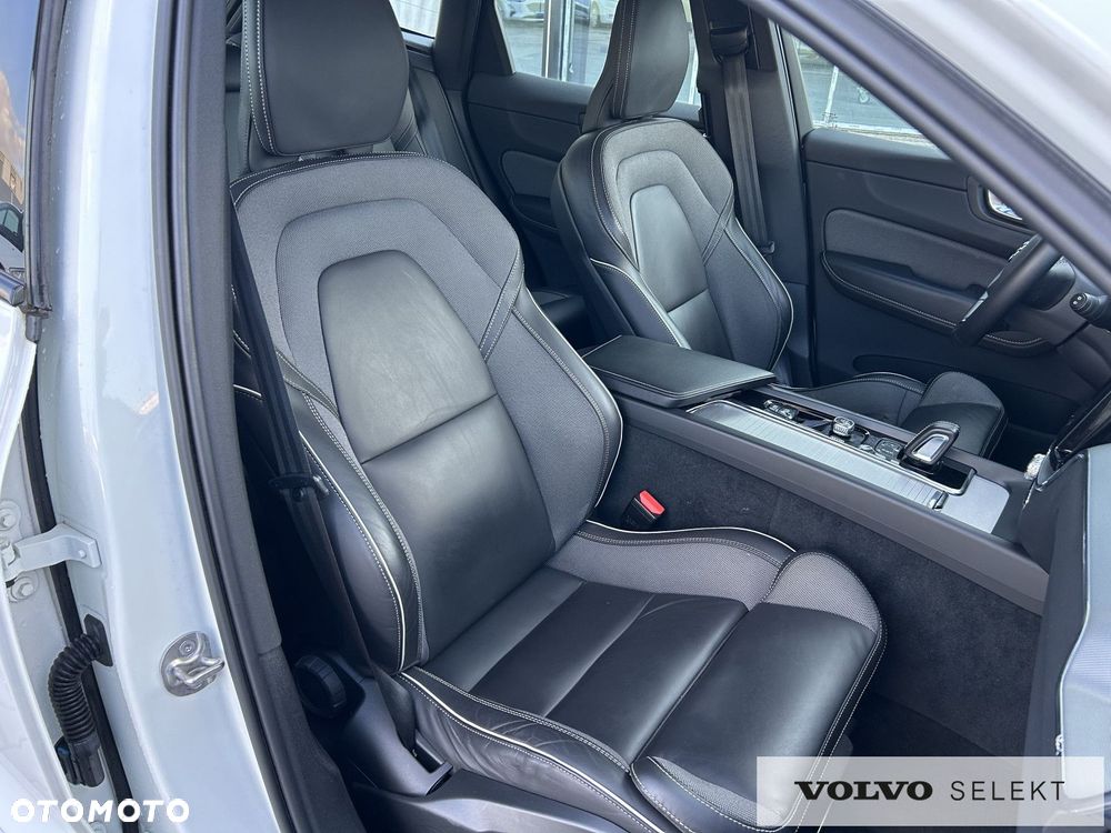 Volvo XC 60 - 21