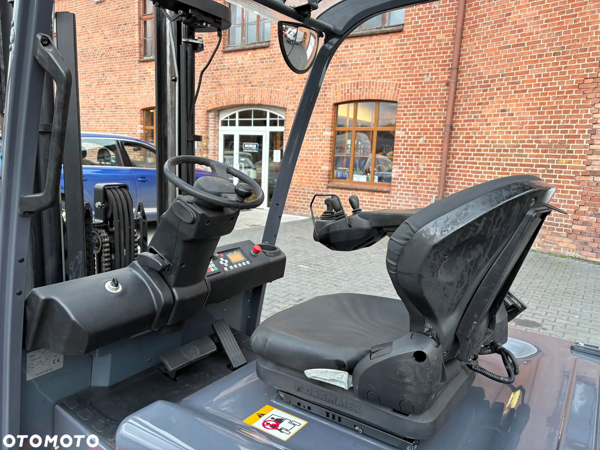 Toyota 8FBMKT25 - 28