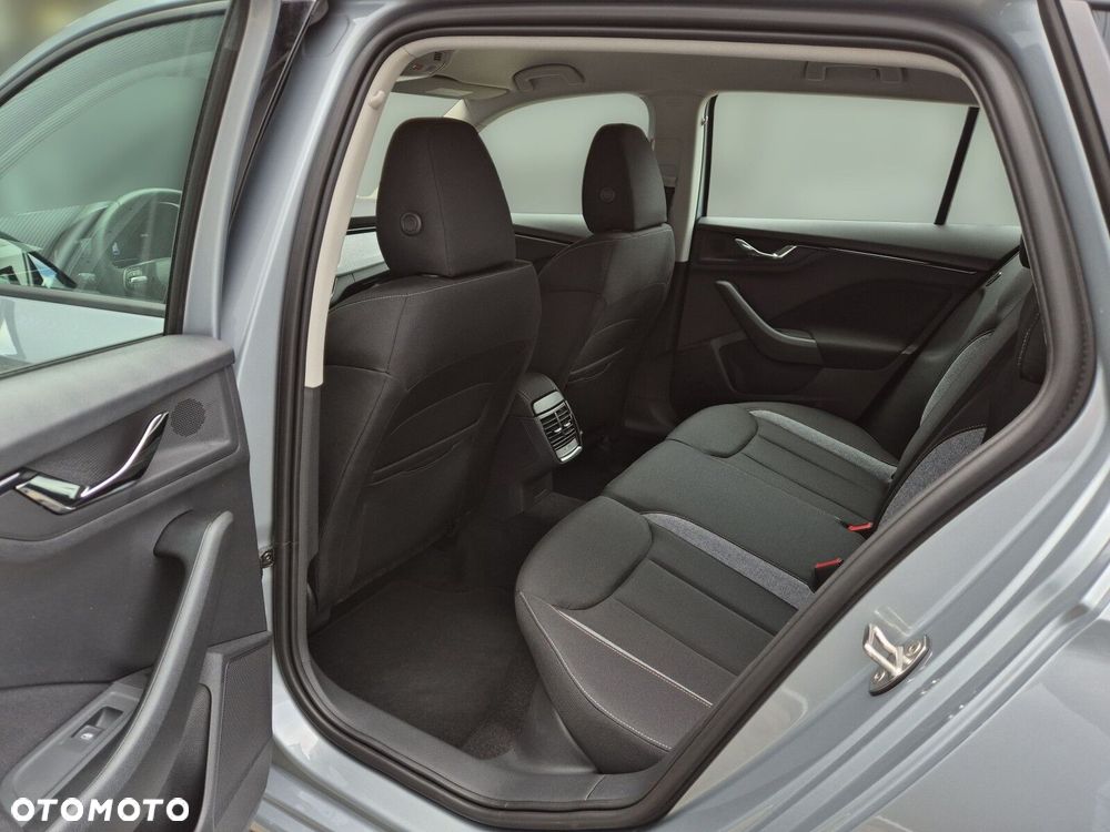 Skoda Scala 1.0 TSI Edition 130 DSG - 14