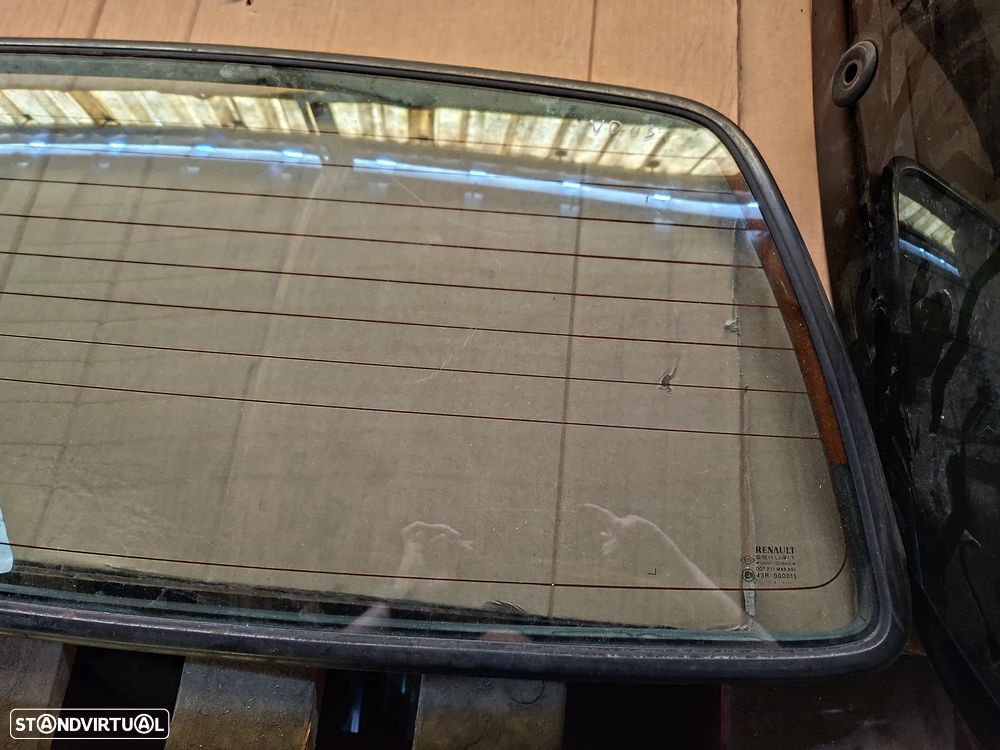 Renault Twingo - VIDRO OCULO TRAS MALA - VD037 - 2