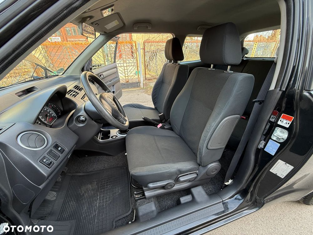 Suzuki Swift 1.3 Comfort+ - 28