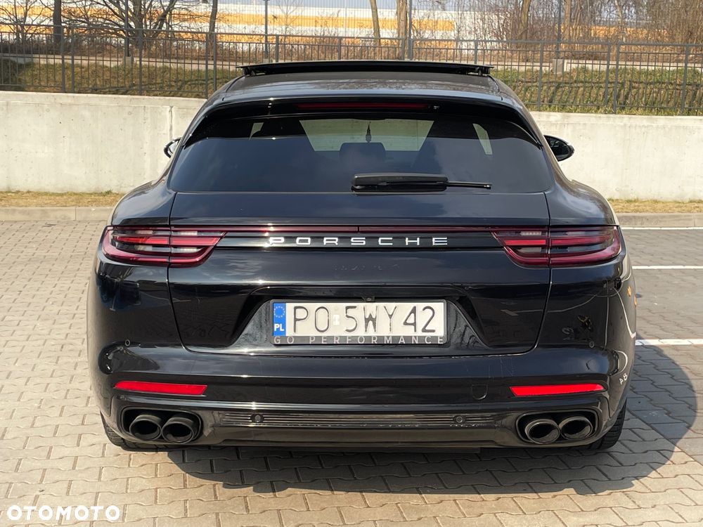 Porsche Panamera - 39