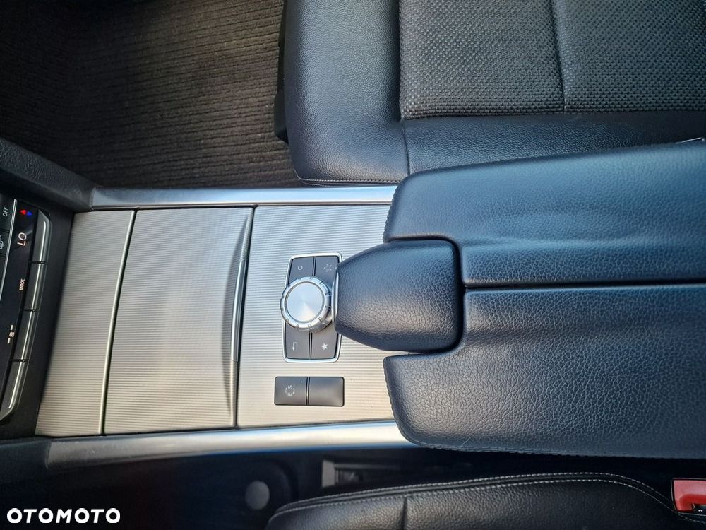 Mercedes-Benz Klasa E 200 7G-TRONIC Avantgarde - 33