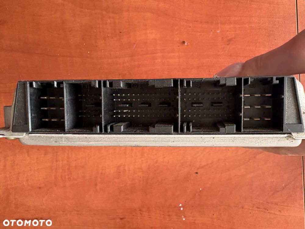 KOMPUTER SILNIKA MERCEDES C W203 2.2 CDI A0001536979 0281011005 - 3