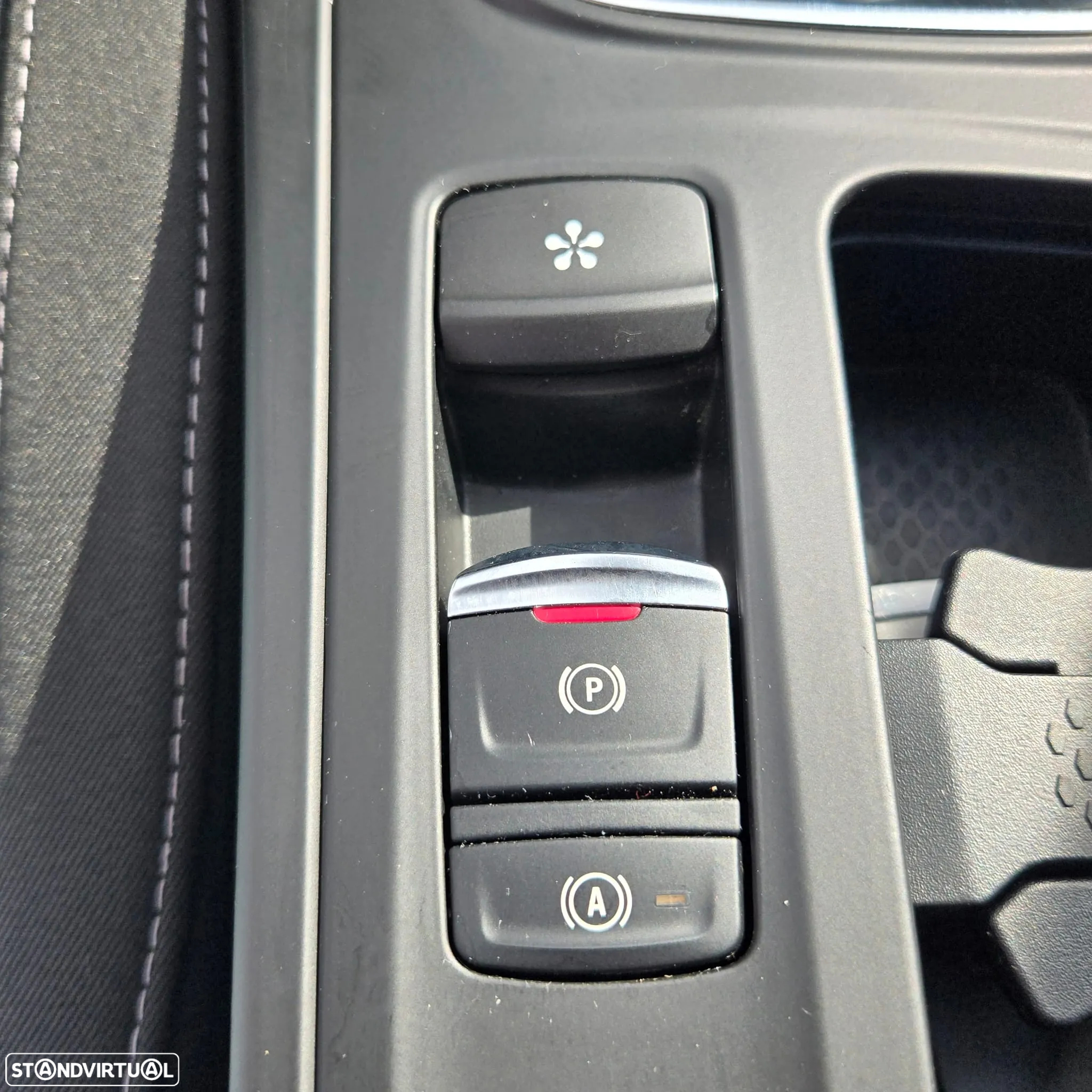 Renault Mégane Sport Tourer 1.6 E-Tech Plug-In Zen - 21