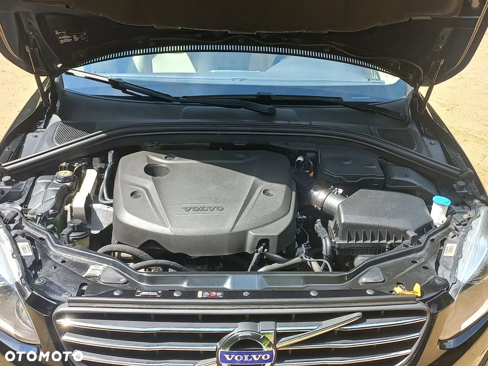 Volvo XC 60 D3 Drive-E Momentum - 23
