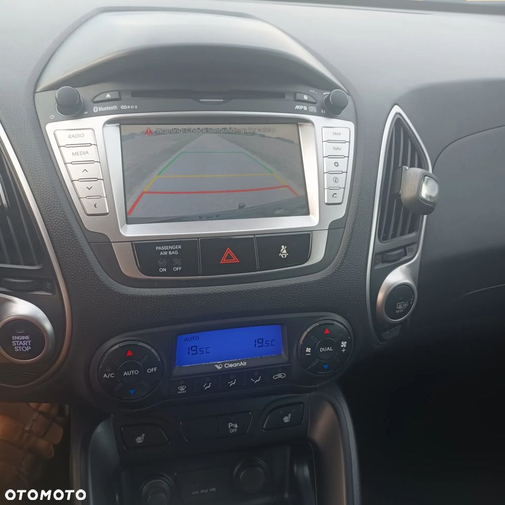 Hyundai ix35 1.7 CRDi 2WD blue Comfort - 16