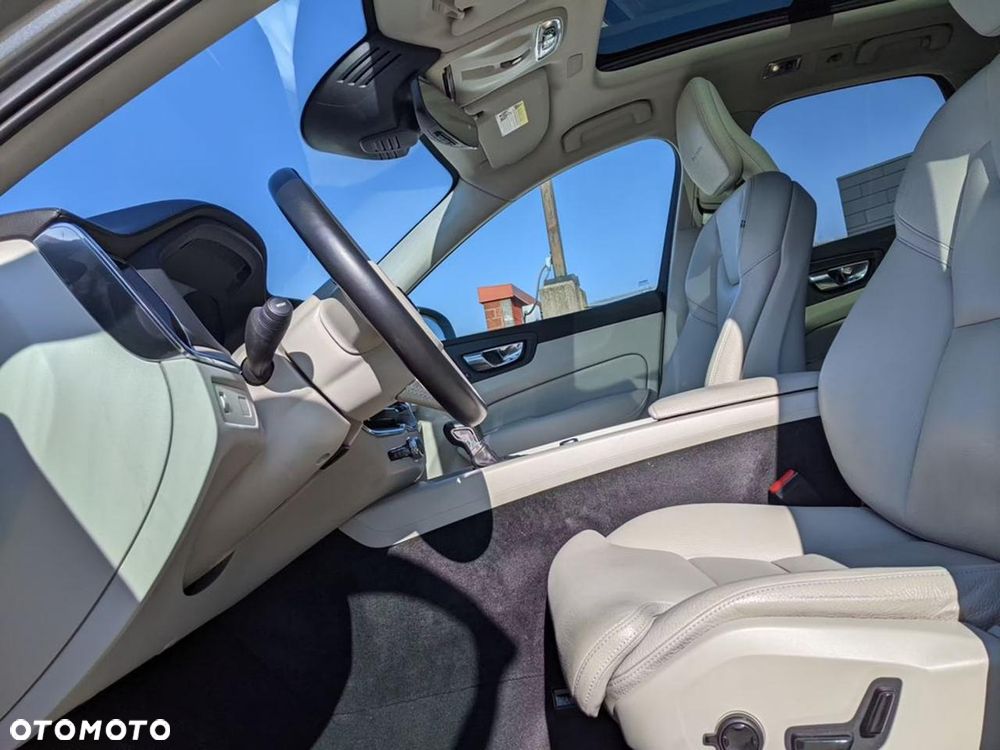 Volvo XC 60 T5 Inscription - 7