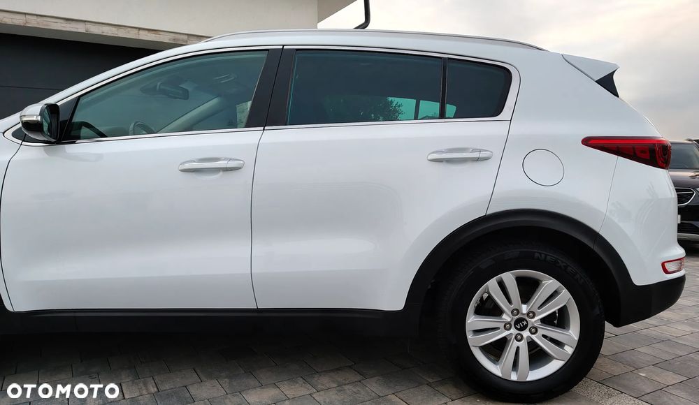 Kia Sportage 1.6 GDI 2WD Dream-Team Edition - 11