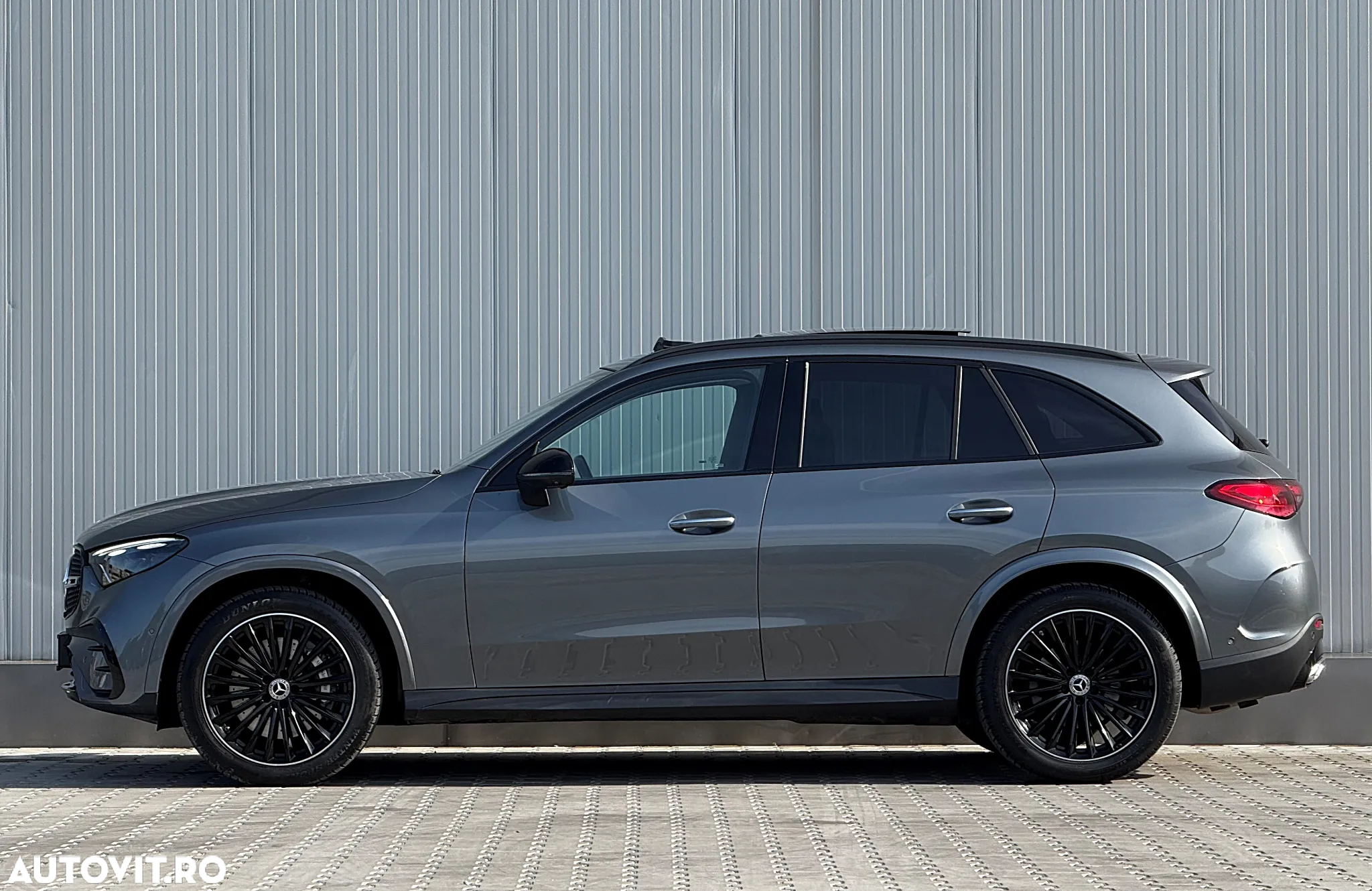 Mercedes-Benz GLC 300 d 4Matic 9G-TRONIC AMG Line Advanced - 9