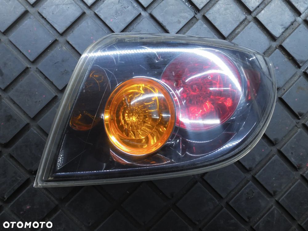 MAZDA 3 BK SEDAN LAMPA TYŁ PRAWA POSIADAM 2 SZT - 4
