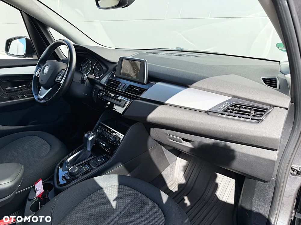 BMW Seria 2 216d Advantage - 41