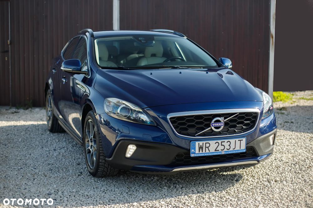 Volvo V40 Cross Country D3 Geartronic Ocean Race - 12