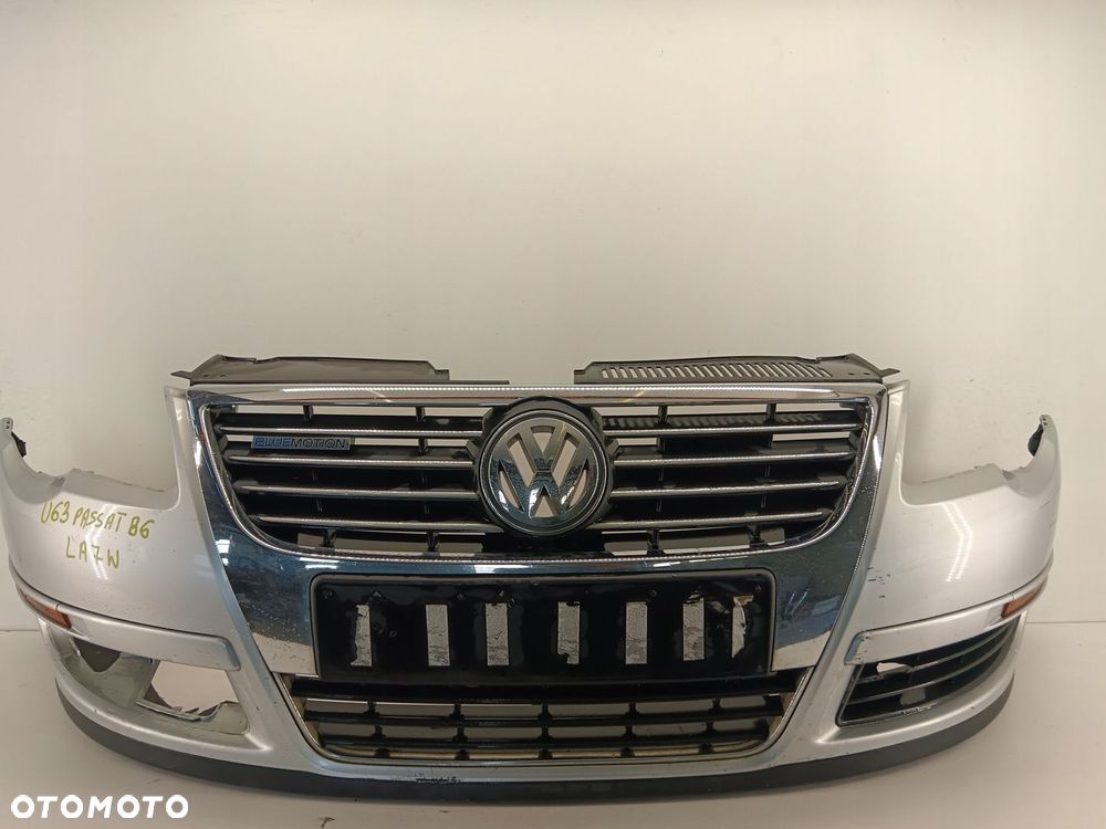 ZDERZAK PRZEDNI PRZÓD GRILL VW PASSAT B6 05-10 LA7W - 1