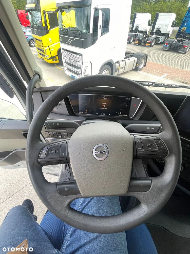 Volvo FH 460 I SAVE GLOBETROTTER - 13