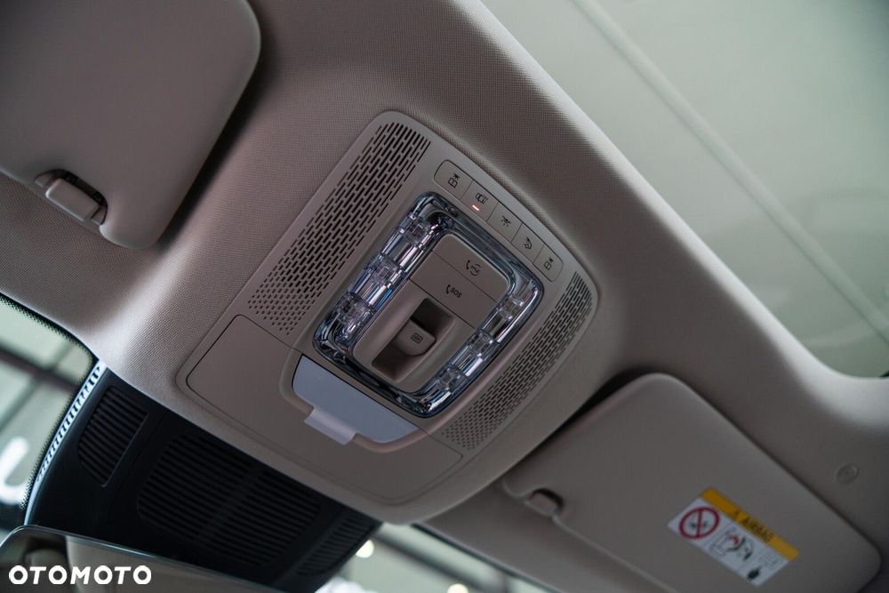 Mercedes-Benz GLE - 29