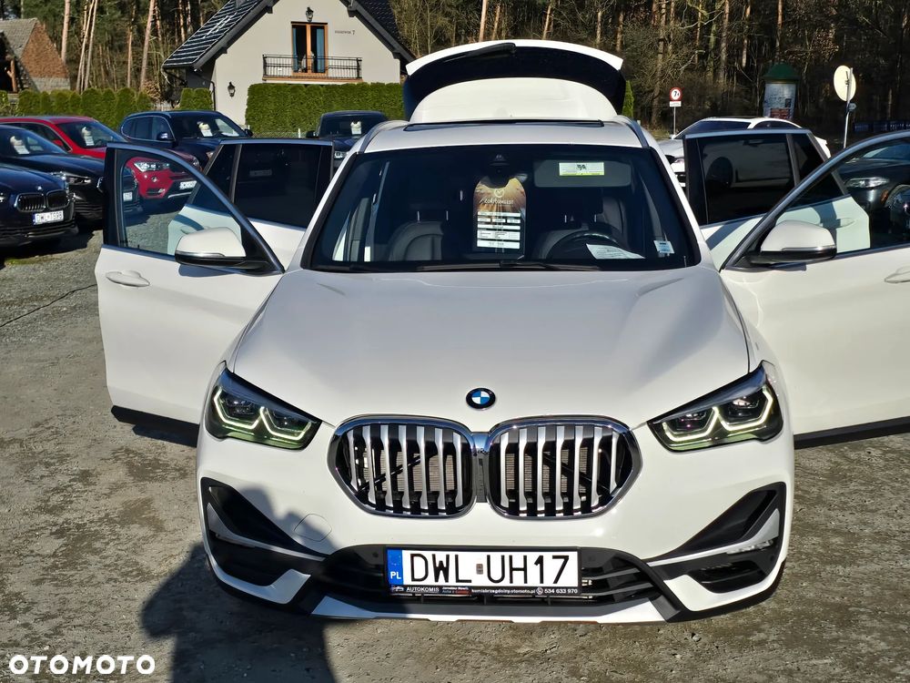 BMW X1 xDrive25i GPF xLine - 31