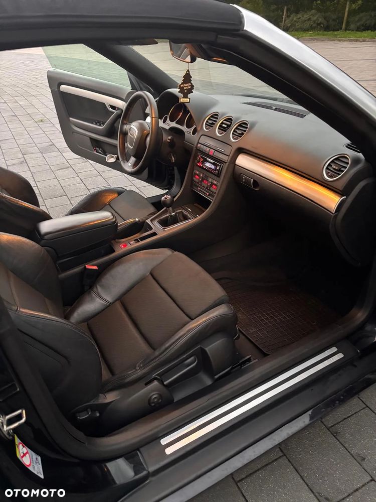 Audi A4 - 8
